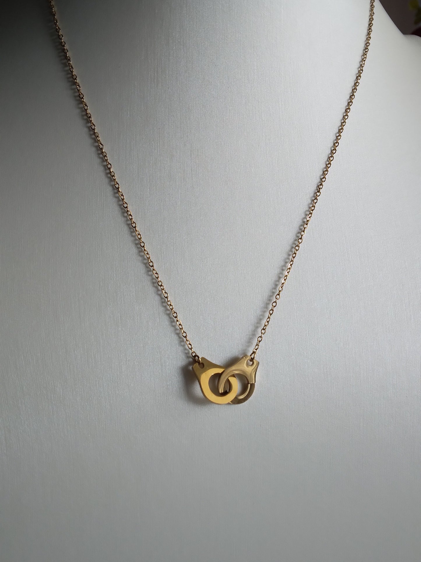 Collier menotte